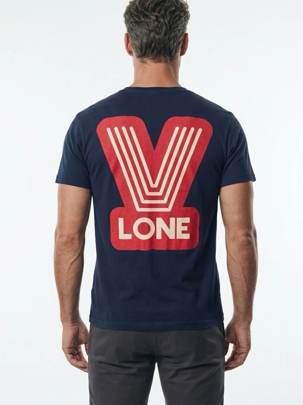 VLONE Navy Blue Red V Logo Graphic Streetwear T-Shirt Size Large Made in USA